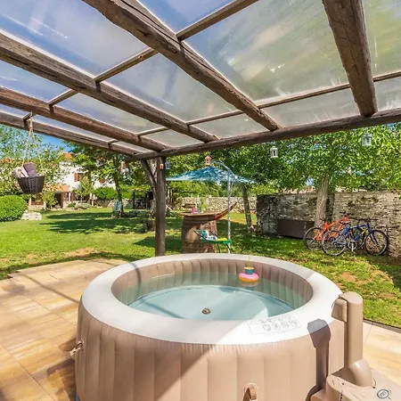 Ferienhaus Stancija Roza Svetvinčenat